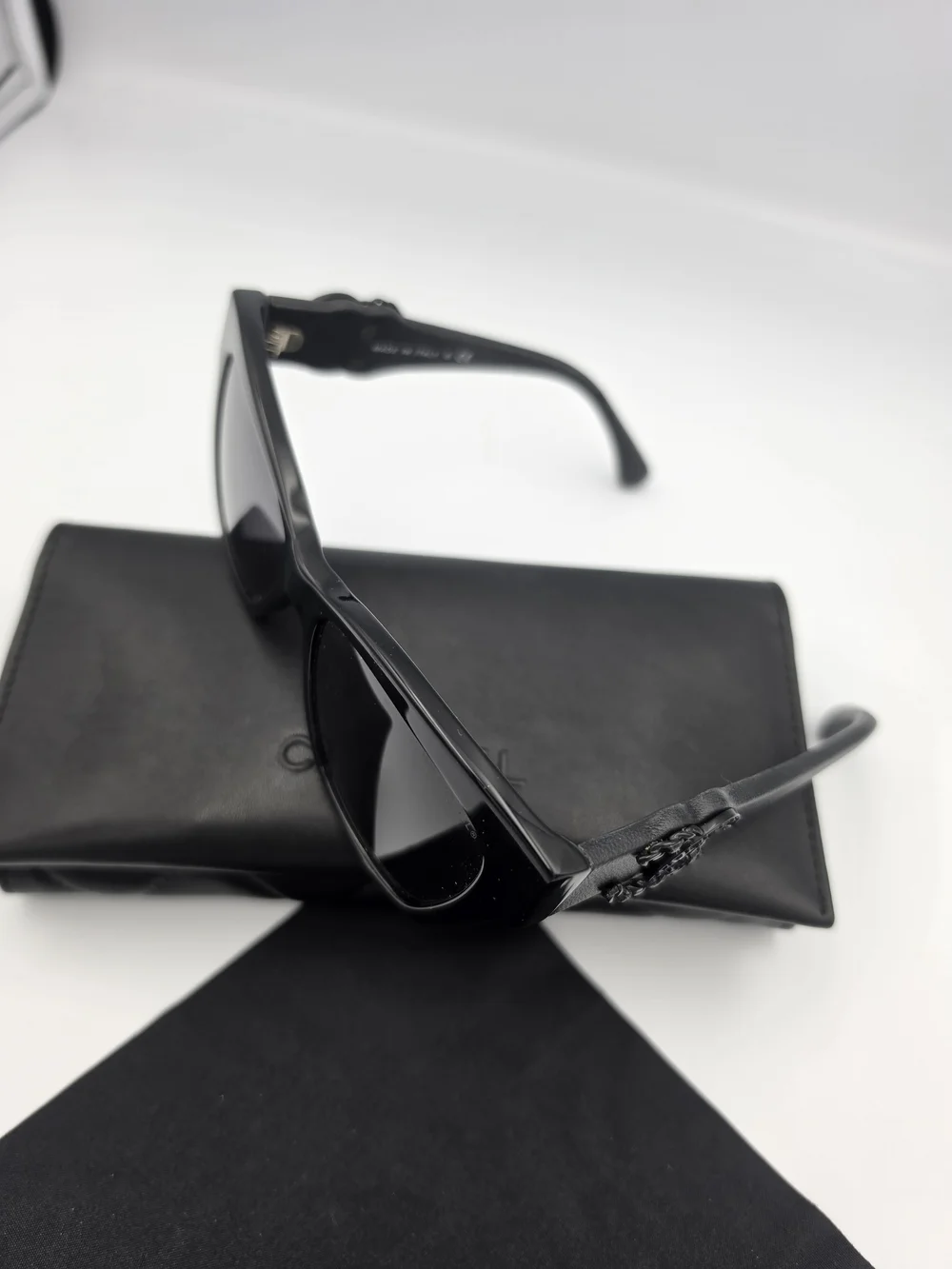 Chanel Black On Black CC Rhinestone Thick Cat-Eye Sunnies (FULL INC.)(NWOT)COA🖤